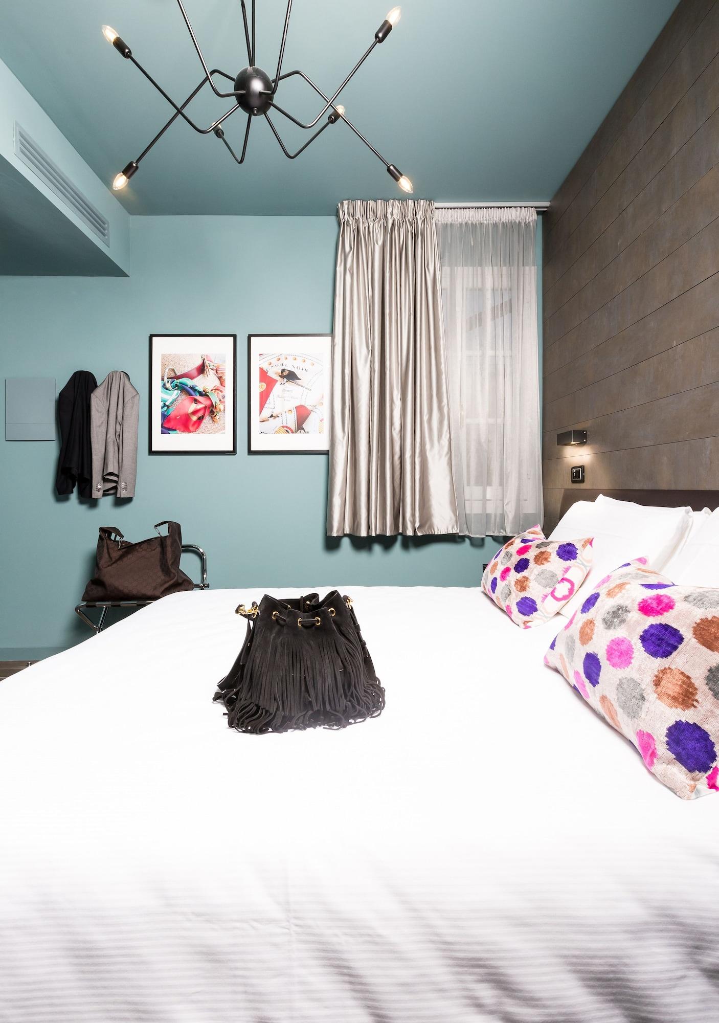 Globus Urban Hotel Флоренция Екстериор снимка