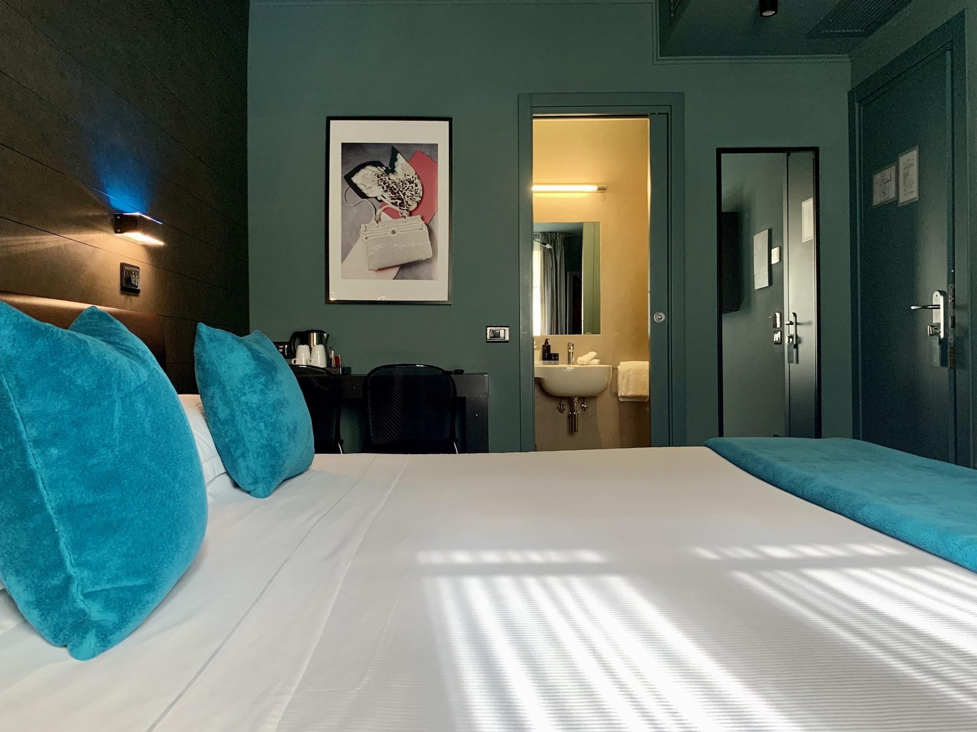 Globus Urban Hotel Флоренция Екстериор снимка