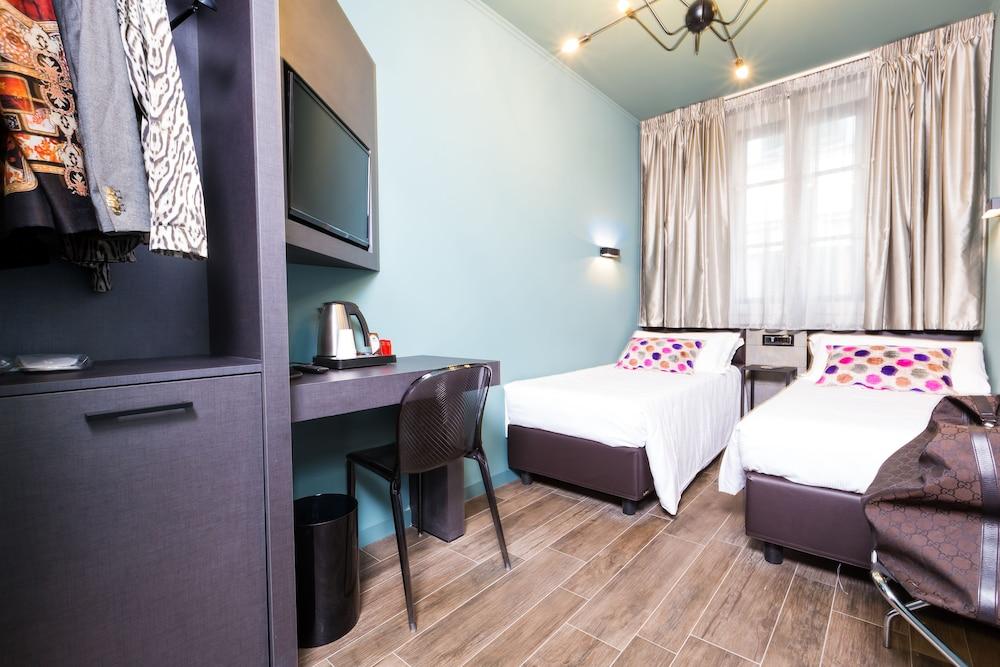Globus Urban Hotel Флоренция Екстериор снимка