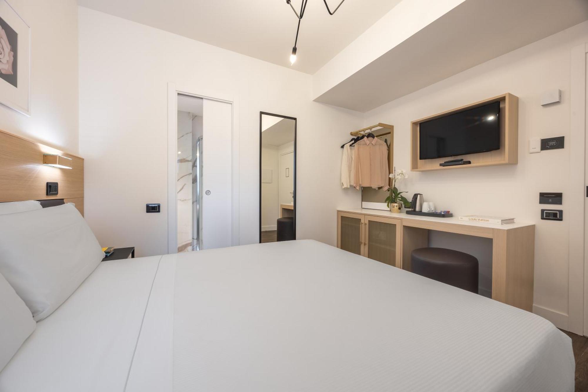 Globus Urban Hotel Флоренция Екстериор снимка