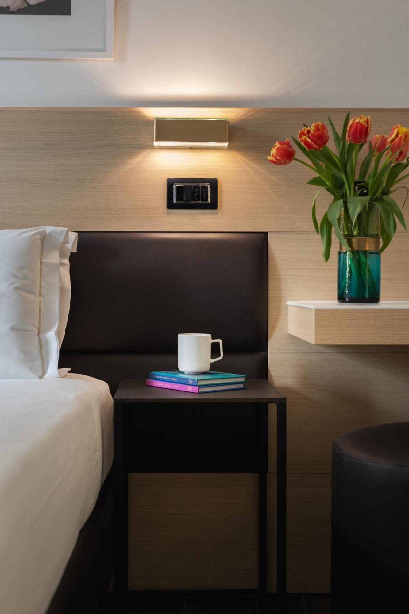 Globus Urban Hotel Флоренция Екстериор снимка