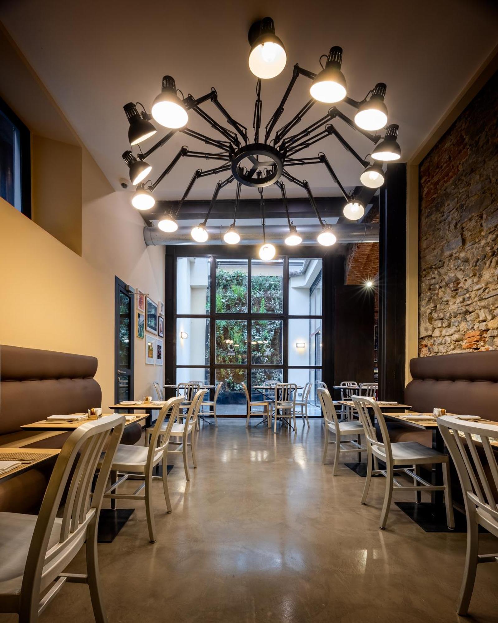 Globus Urban Hotel Флоренция Екстериор снимка