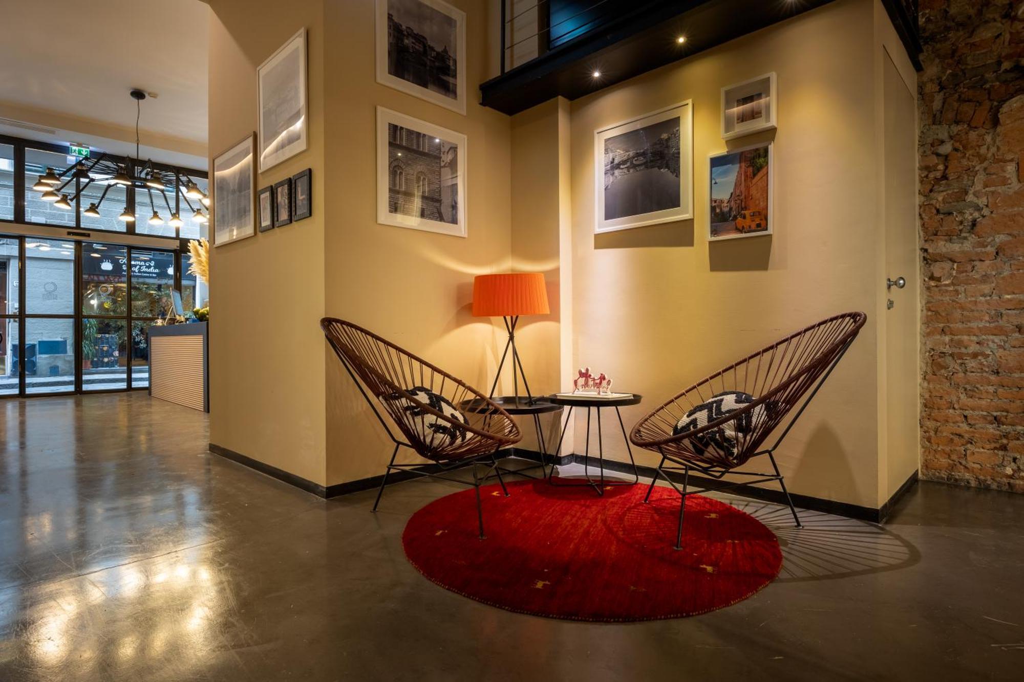 Globus Urban Hotel Флоренция Екстериор снимка