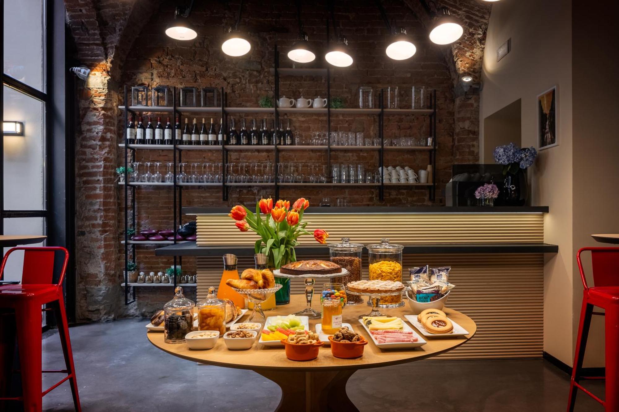 Globus Urban Hotel Флоренция Екстериор снимка